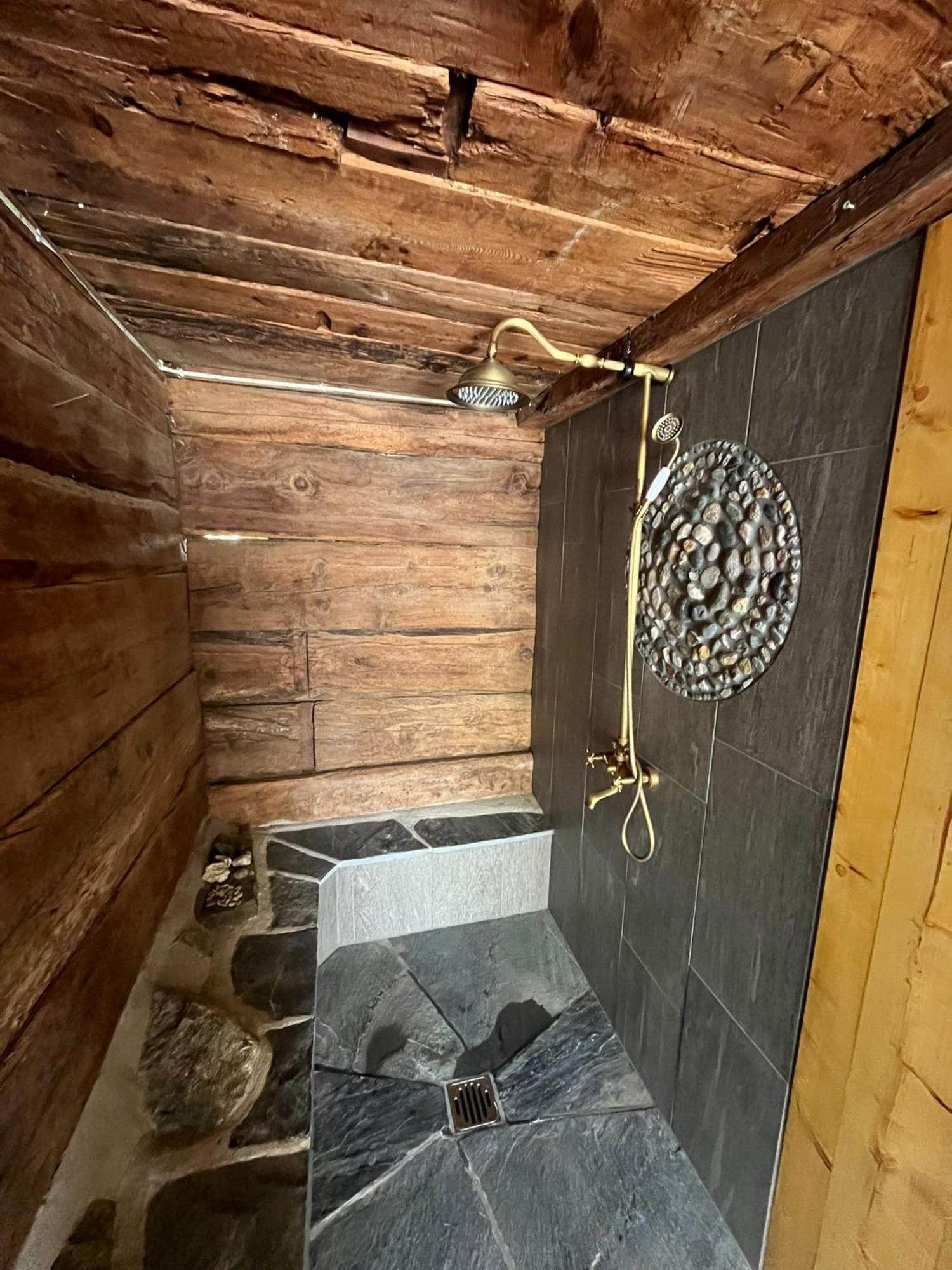 Chalet La Paz With Hotpot And Sauna Villa Törbel Kültér fotó