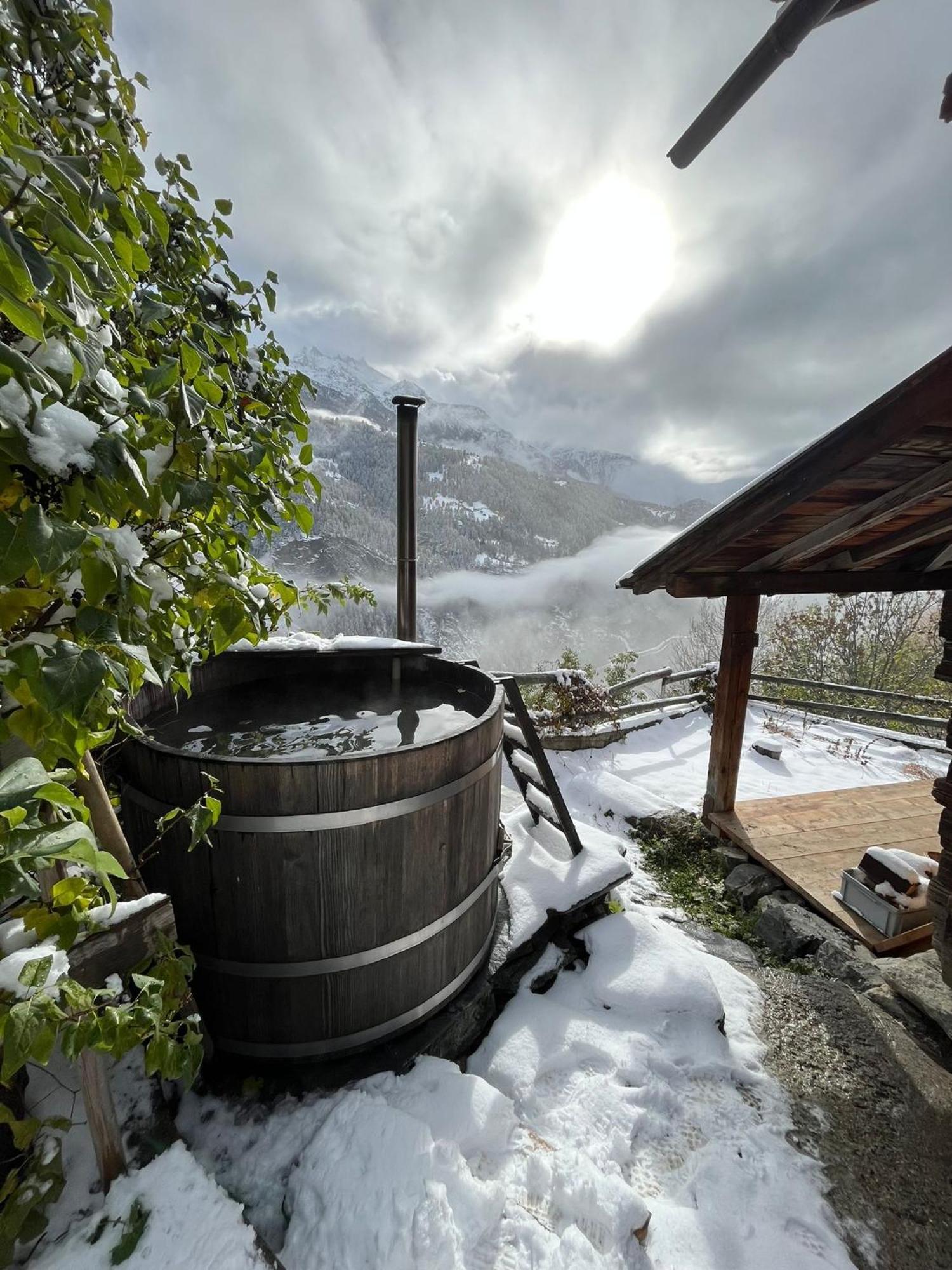 Chalet La Paz With Hotpot And Sauna Villa Törbel Kültér fotó